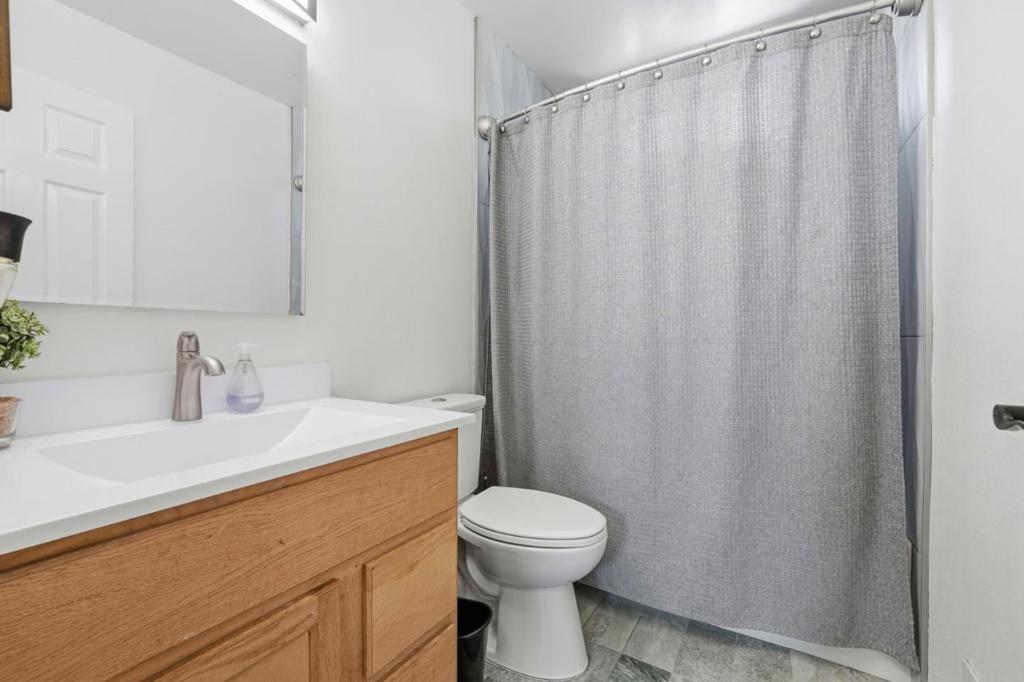 7135 Yorktown Drive Property Photo 16