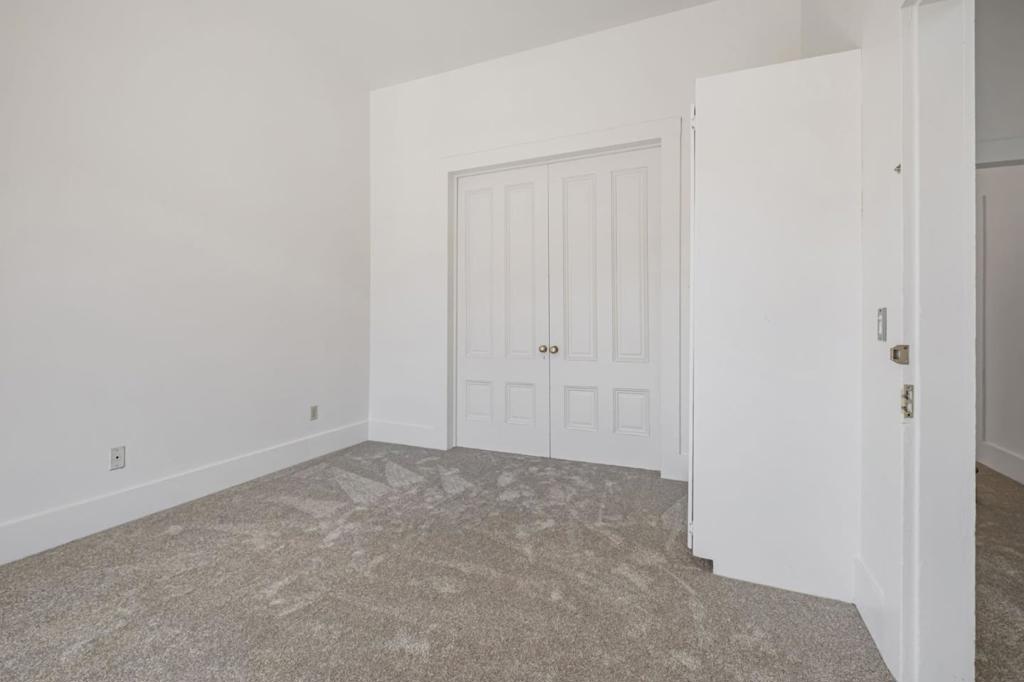 120 Maple Street Property Photo 11