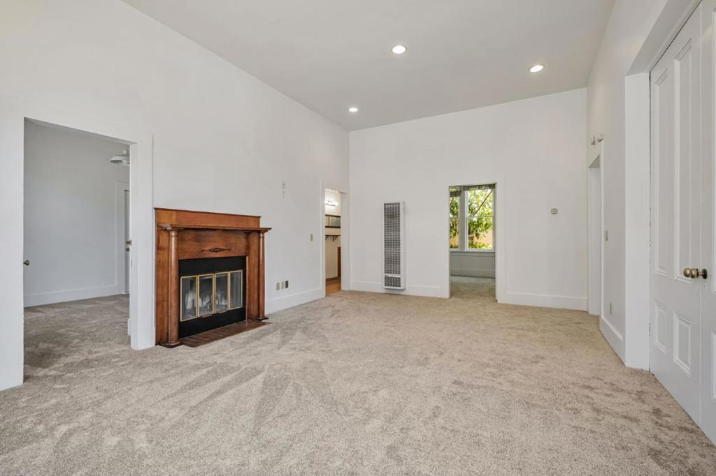 120 Maple Street Property Photo 16