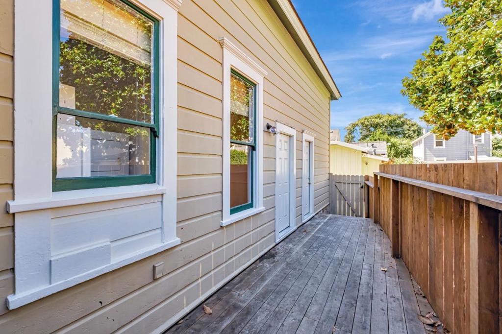 120 Maple Street Property Photo 25