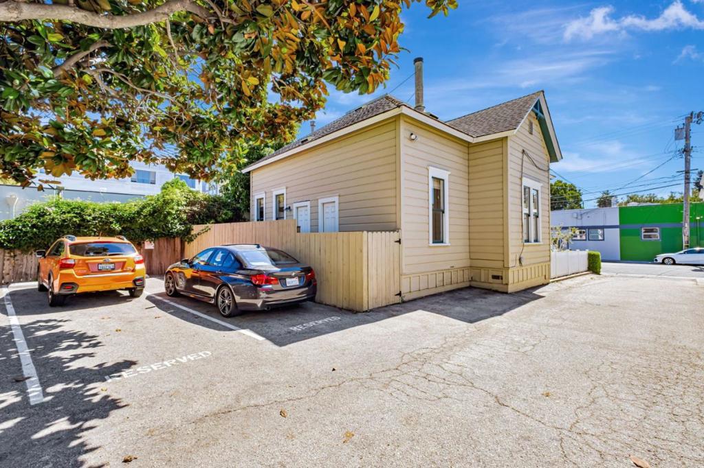 120 Maple Street Property Photo 27