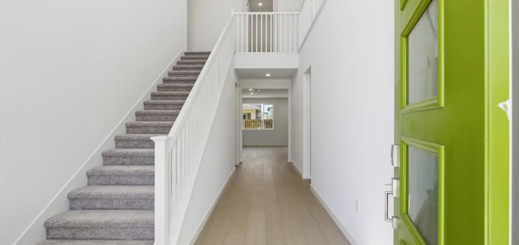 2555 Lavender Place Property Photo 4