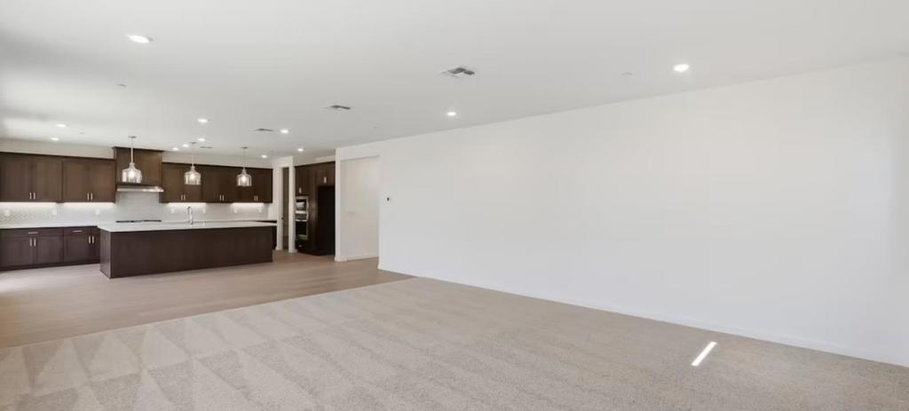 2555 Lavender Place Property Photo 8