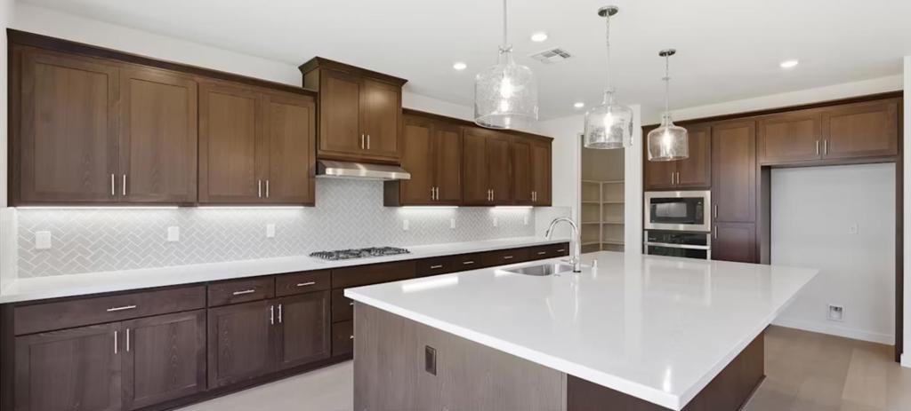2555 Lavender Place Property Photo 15