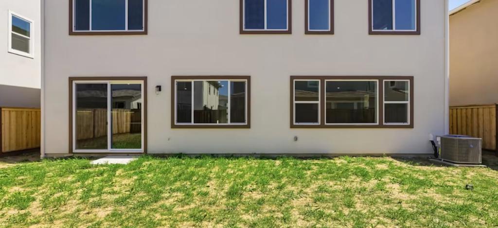 2555 Lavender Place Property Photo 28