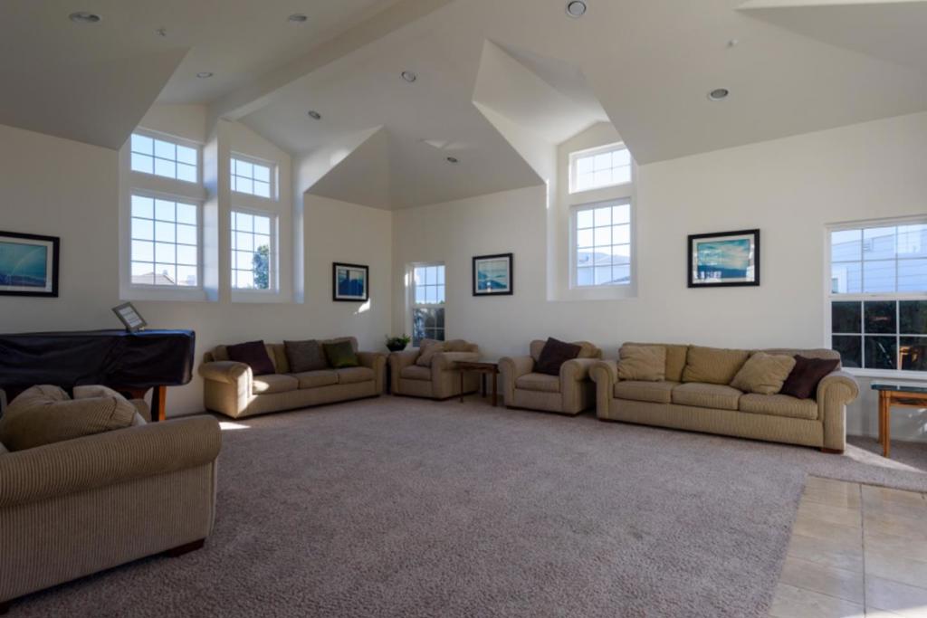 129 Outlook Circle Property Photo 38