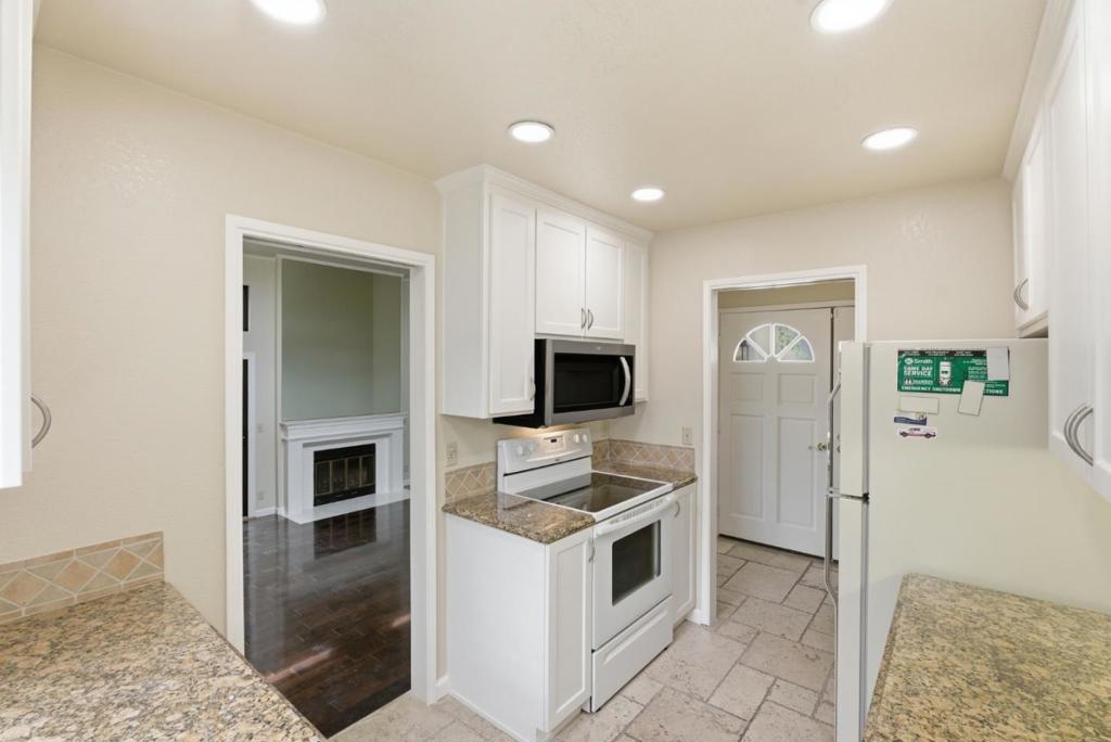 4362 Valley Avenue C5 Property Photo 5