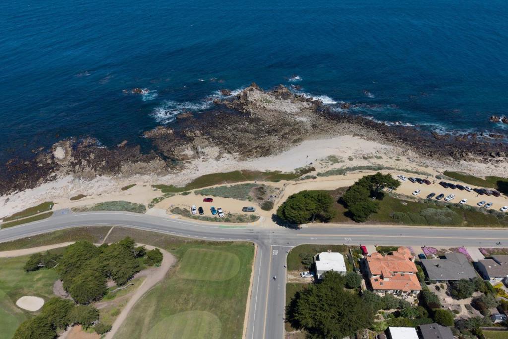 1273 Surf Avenue Property Photo 4