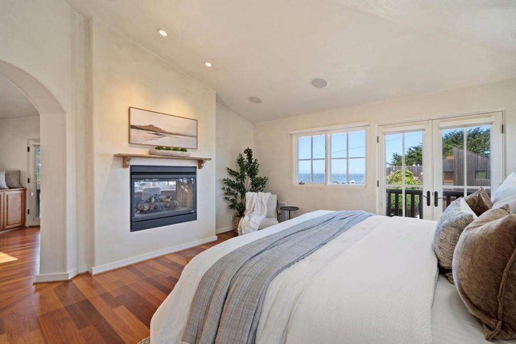 1273 Surf Avenue Property Photo 21