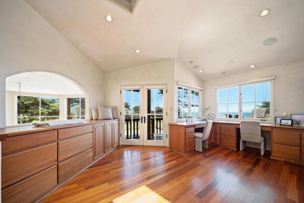 1273 Surf Avenue Property Photo 25