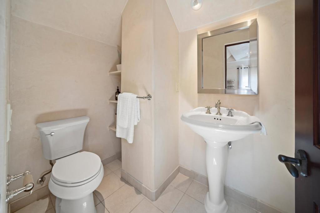 1273 Surf Avenue Property Photo 29