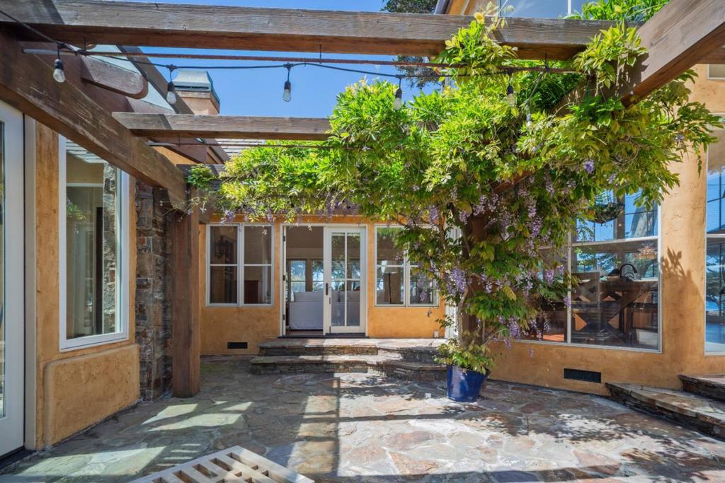 1273 Surf Avenue Property Photo 34