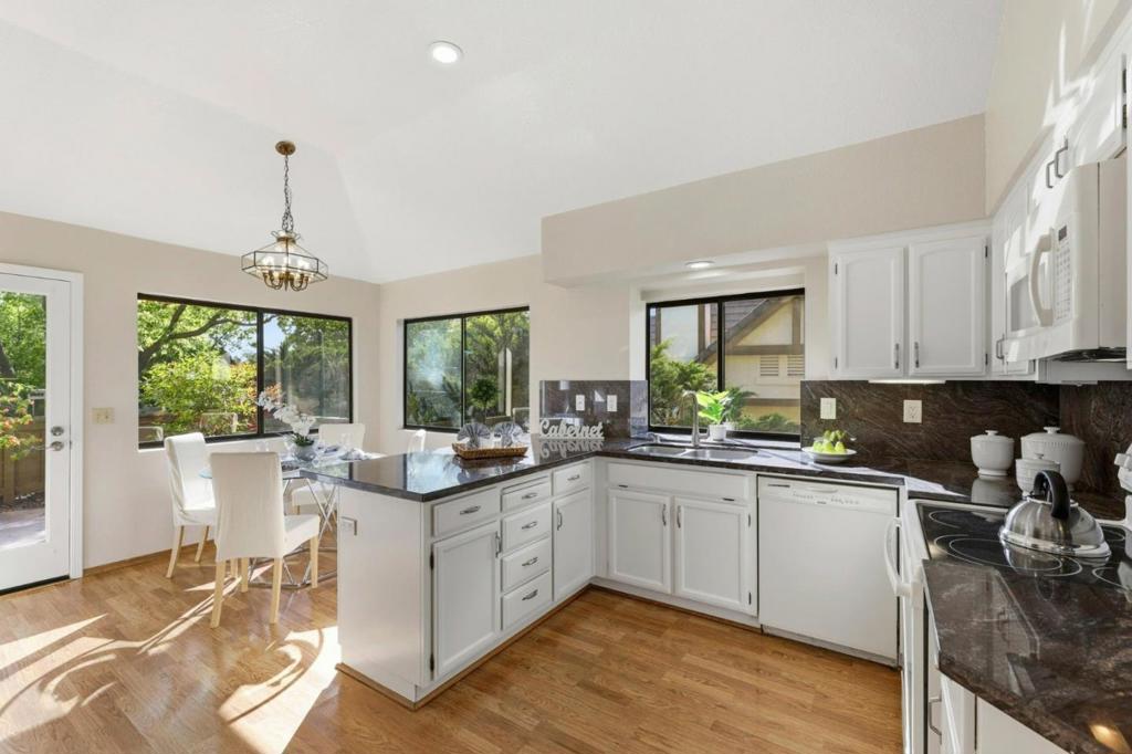 7502 Deveron Court Property Photo 10