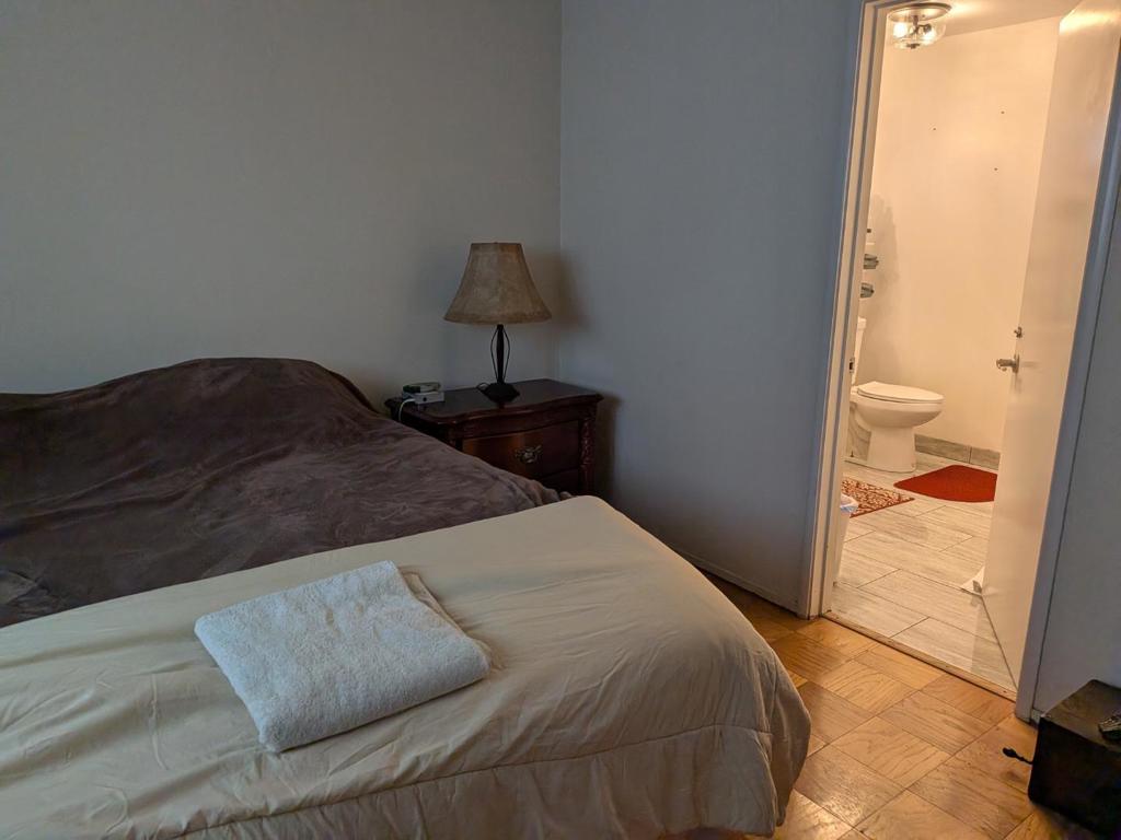1011 Loyola Way Property Photo 23