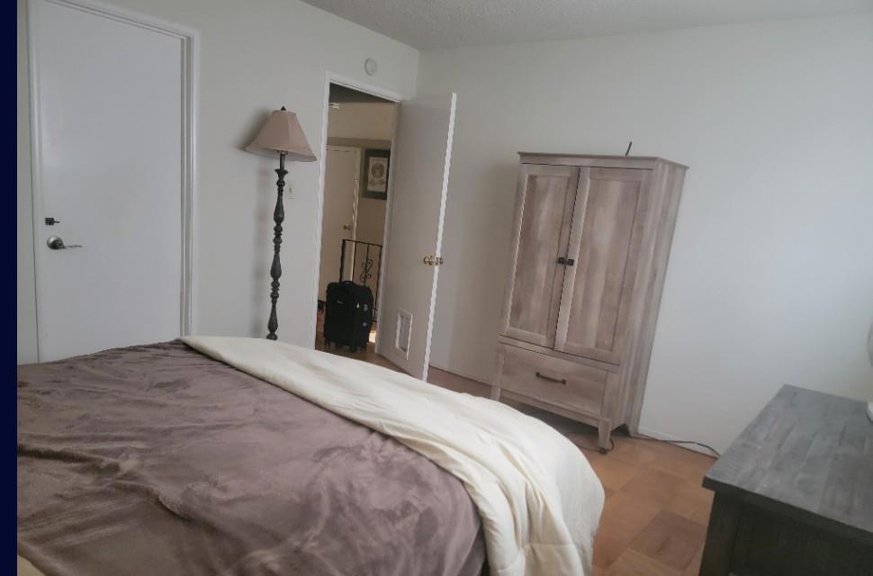 1011 Loyola Way Property Photo 30