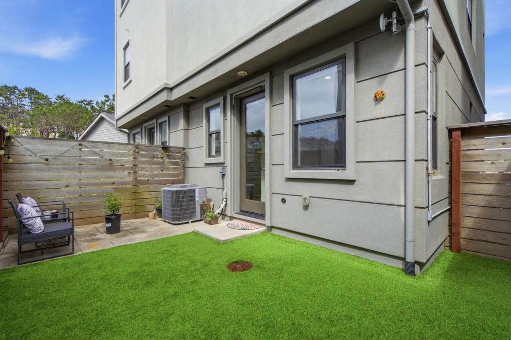 2637 Bantry Court Property Photo 6