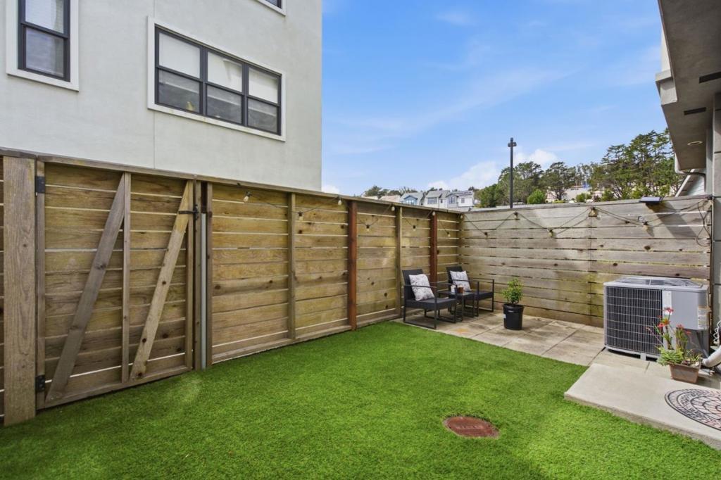 2637 Bantry Court Property Photo 7