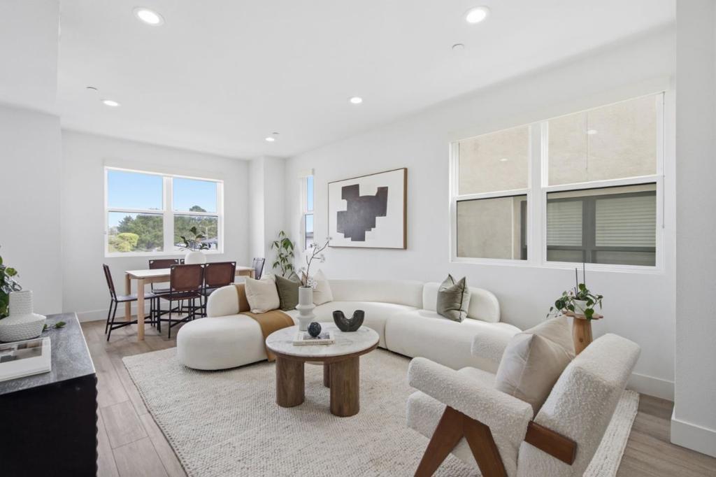 2637 Bantry Court Property Photo 12
