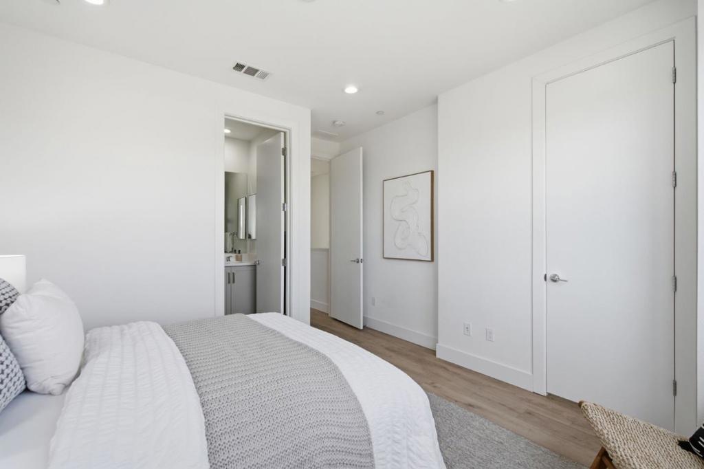 2637 Bantry Court Property Photo 18