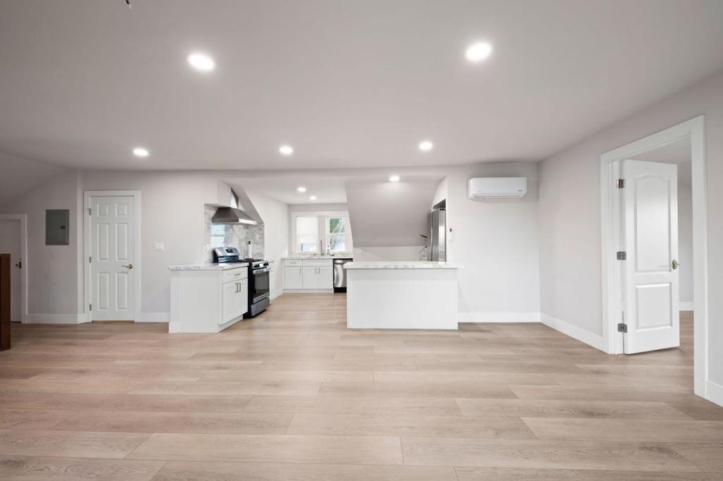 29 1st Street Property Photo 11
