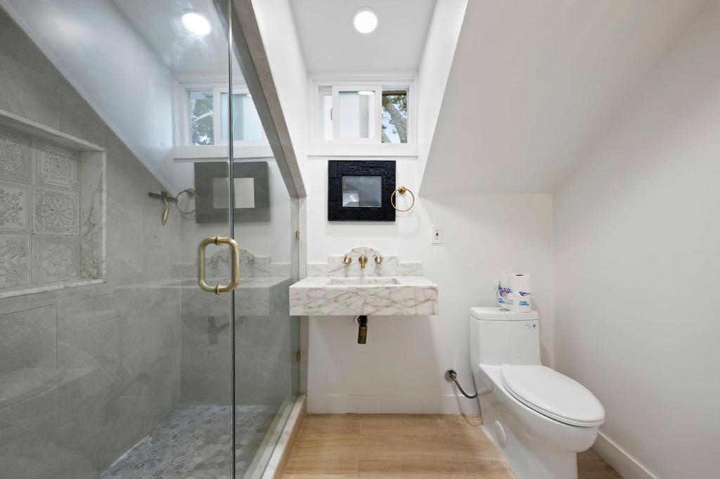 29 1st Street Property Photo 15