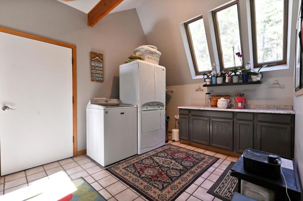 20175 E Pine Drive Property Photo 15