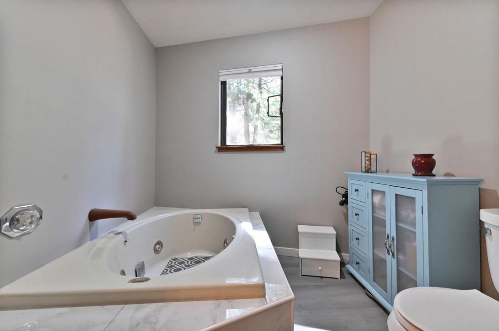 20175 E Pine Drive Property Photo 24