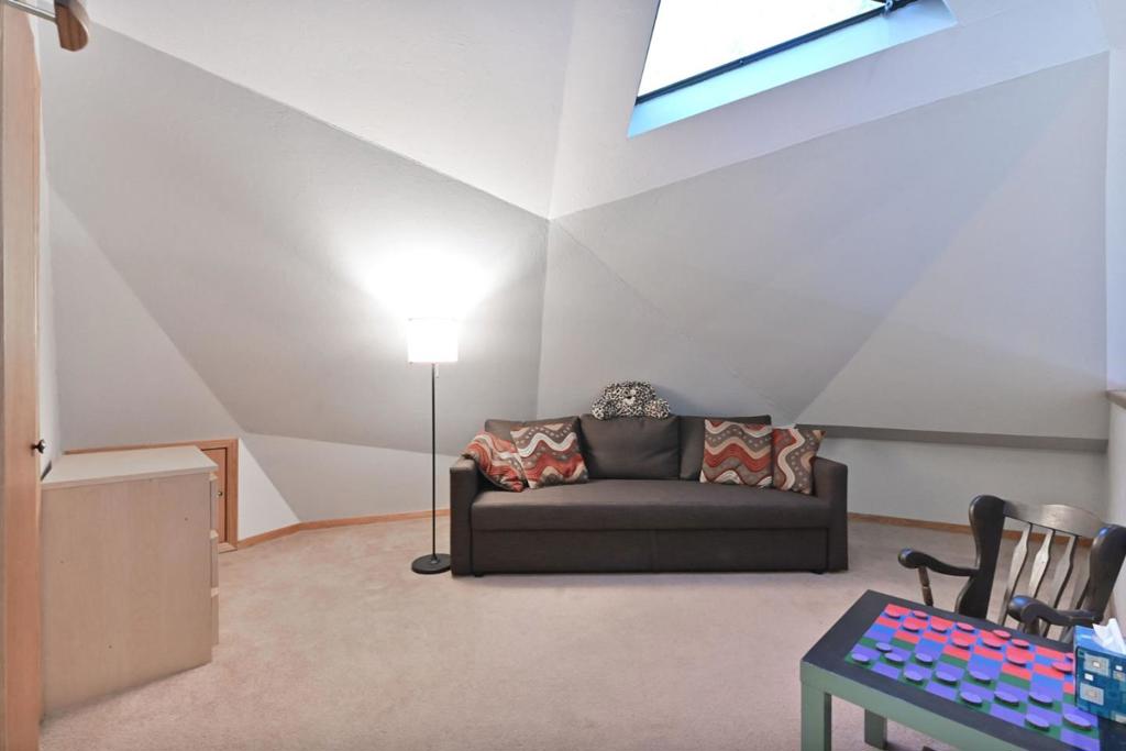 20175 E Pine Drive Property Photo 28