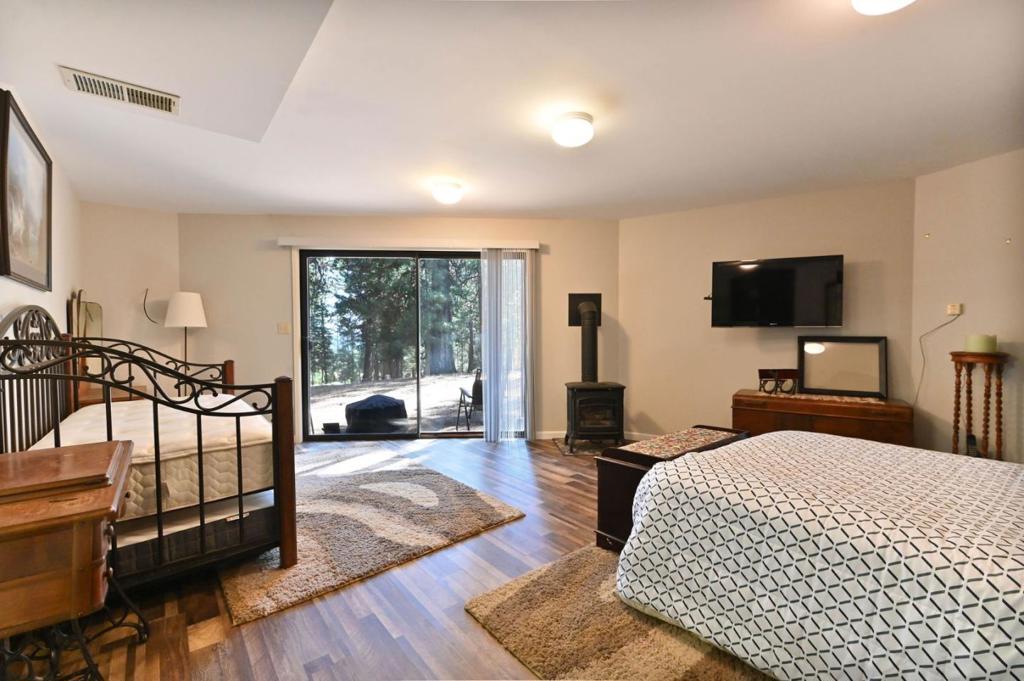 20175 E Pine Drive Property Photo 44