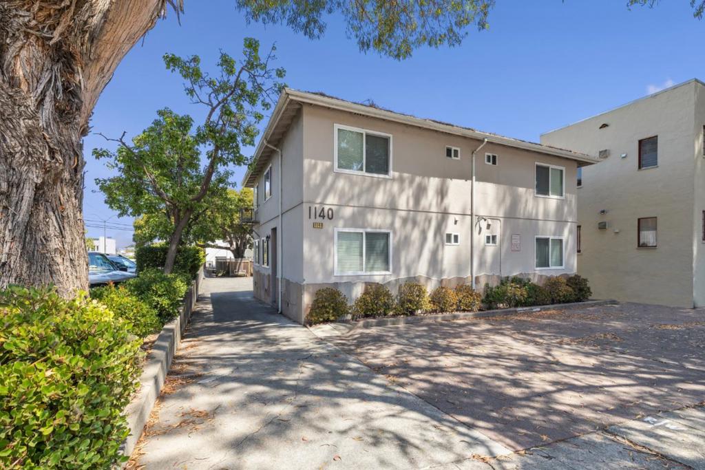 1140 El Camino Real Property Photo 7