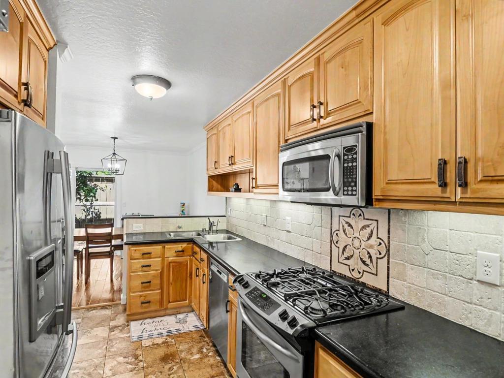 1310 Primavera Street 109 Property Photo 6