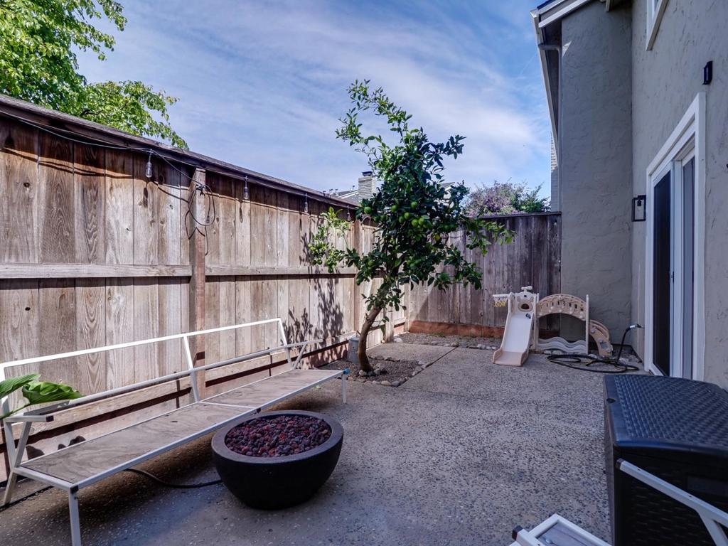 1310 Primavera Street 109 Property Photo 25
