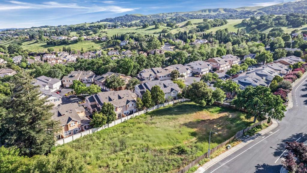 19251 San Ramon Valley Boulevard Property Photo 17