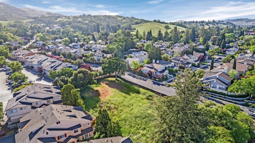 19251 San Ramon Valley Boulevard Property Photo 18