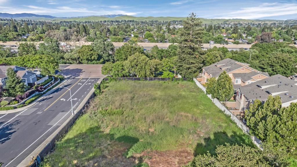 19251 San Ramon Valley Boulevard Property Photo 22