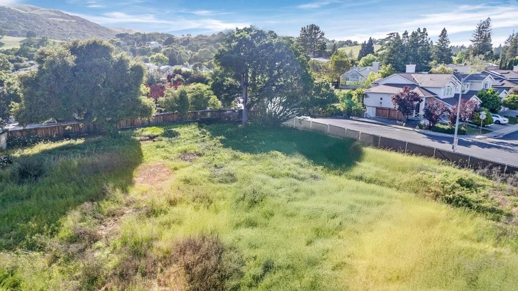 19251 San Ramon Valley Boulevard Property Photo 27