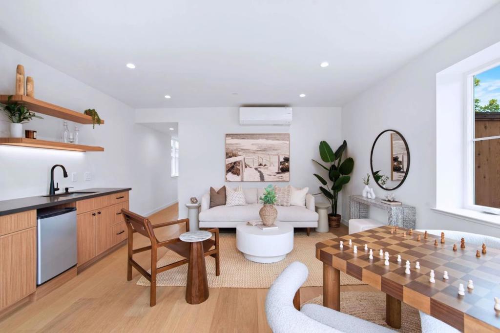 200 Columbus Street Property Photo 27