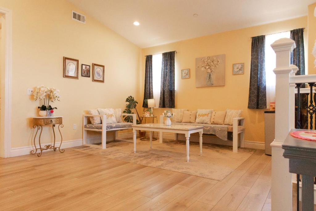 1011 El Cerro Drive Property Photo 28