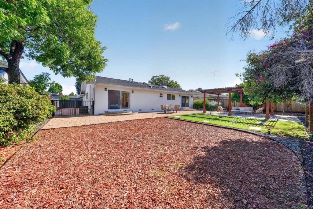 18397 Swarthmore Drive Property Photo 41