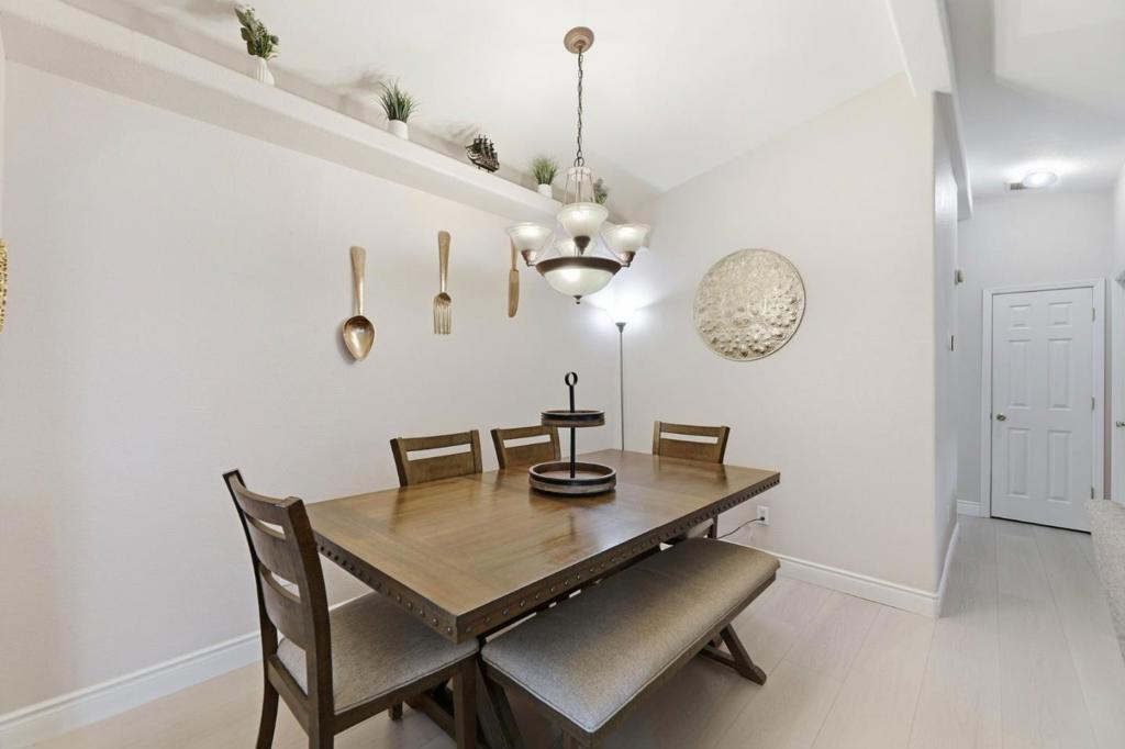600 E Weddell Drive 247 Property Photo 15