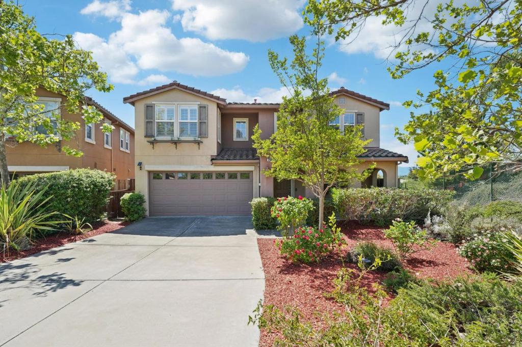 700 Portofino Place Property Photo 4