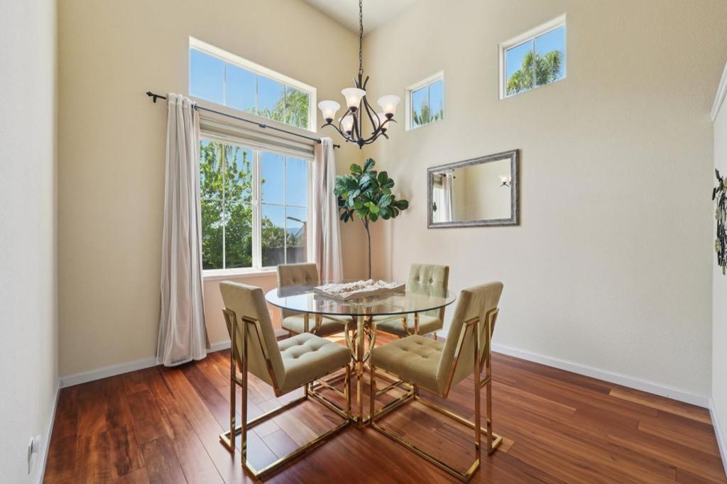 700 Portofino Place Property Photo 10