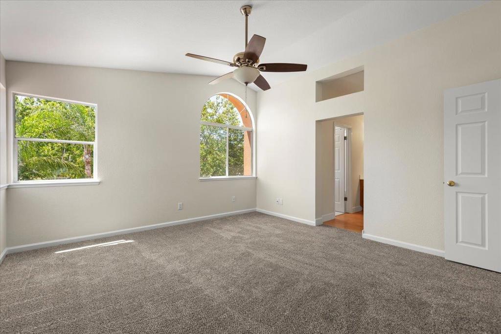 500 Birdsong Street Property Photo 34