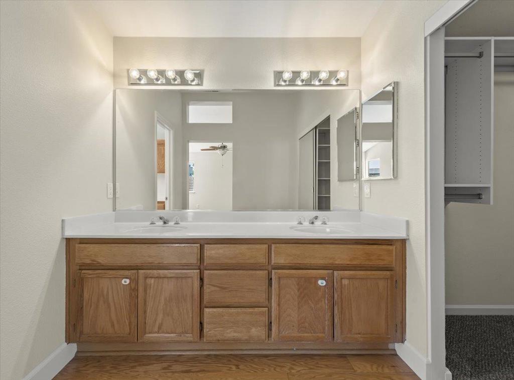 500 Birdsong Street Property Photo 37