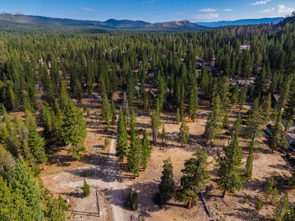 2510 Blitzen Road Property Photo 1