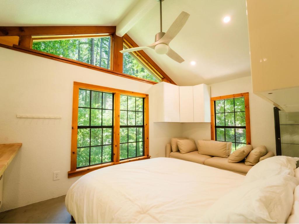 414 Hiawatha Road Property Photo 10