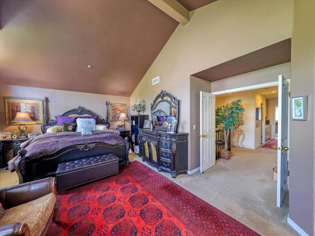 2977 Miraloma Way Property Photo 32
