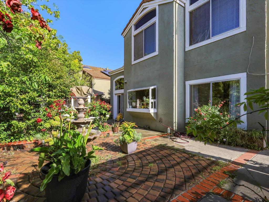 2977 Miraloma Way Property Photo 41