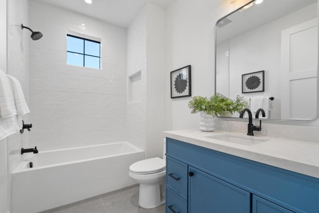 44 Sunnyside Avenue Property Photo 23