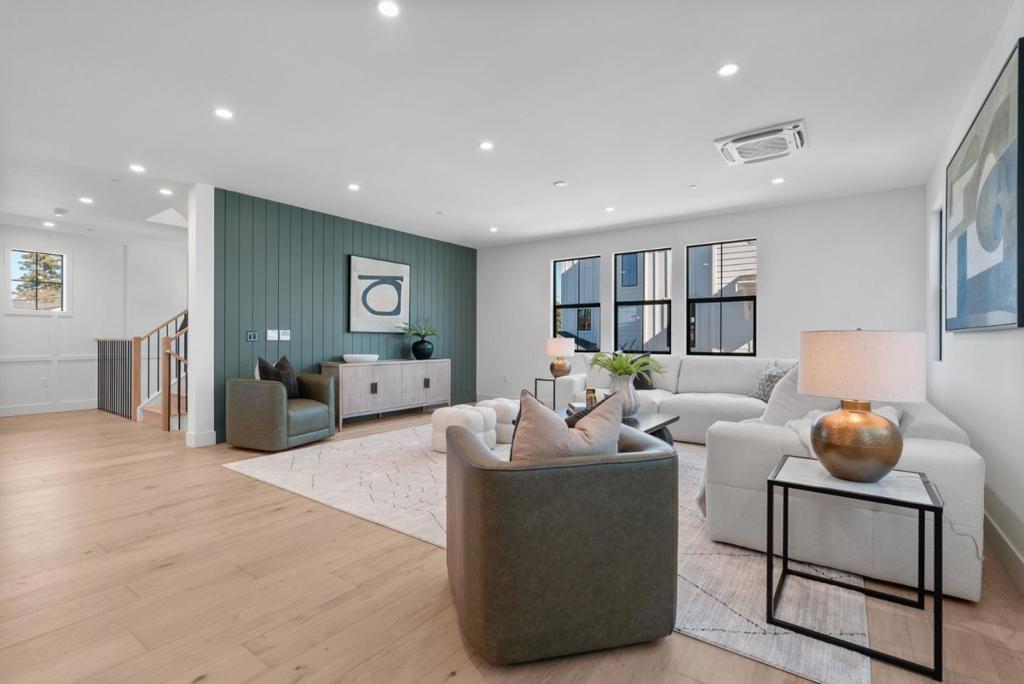 44 Sunnyside Avenue Property Photo 25